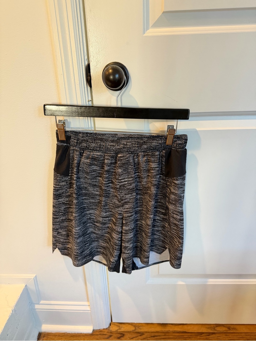 lululemon athletica Black & Gray Marled Men’s Athletic Shorts